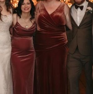 The MOST flattering bridesmaid dress ever - REVELRY